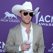 Justin Moore - List pictures