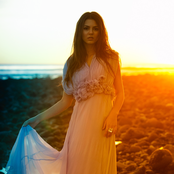 Victoria Justice - List pictures