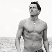 Jim Verraros - List pictures