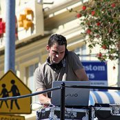 Dj Earworm - List pictures