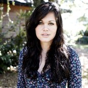 Emily Lynch - List pictures