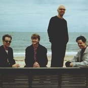 Crowded House - List pictures