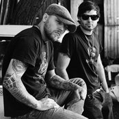 Redlight King - List pictures