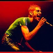Perry Farrell - List pictures