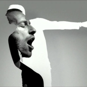Chris Martin - List pictures