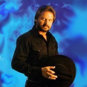 Moe Bandy - List pictures