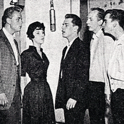 The Skyliners - List pictures