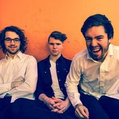 Lauv - List pictures