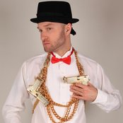 Cazwell - List pictures