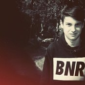 Scntst - List pictures