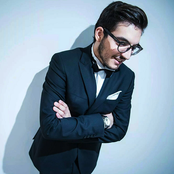 John Karayiannis - List pictures