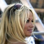 Pamela Anderson - List pictures