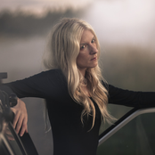 Iamamiwhoami - List pictures