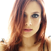 Nicole - List pictures