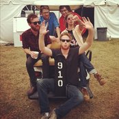 Moon Taxi - List pictures