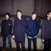 When Saints Go Machine - List pictures