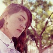 Julianna Barwick - List pictures