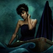 Anjulie - List pictures