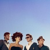 Frida Gold - List pictures