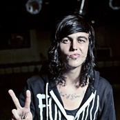 Kellin Quinn - List pictures