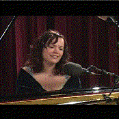 Allison Crowe - List pictures