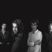 Wolf Alice - List pictures