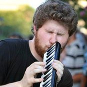 Casey Abrams - List pictures