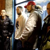 Violadores Del Verso - List pictures