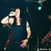 Aus Rotten - List pictures