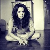 Meg Myers - List pictures