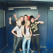 Aloha From Hell - List pictures