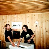 Wobbler - List pictures