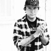 Kevin Rudolf - List pictures