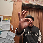 Ta-ku - List pictures