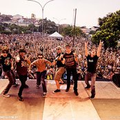 Capital Inicial - List pictures