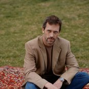 Hugh Laurie - List pictures
