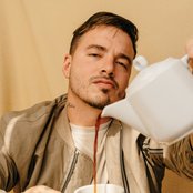 J Balvin - List pictures