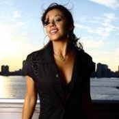 Stefani Vara - List pictures