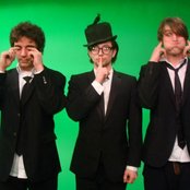 100 Monkeys - List pictures