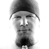 Ben Moody - List pictures