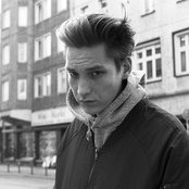 Thomas Azier - List pictures