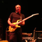 Adrian Belew - List pictures