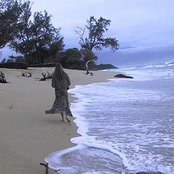 Deva Premal - List pictures