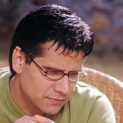 Jesus Adrian Romero - List pictures