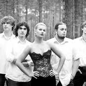 Last In Line - List pictures