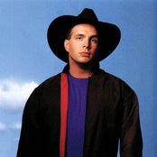 Chris Gaines - List pictures