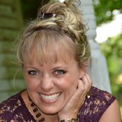 Donna Hughes - List pictures