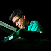 London Elektricity - List pictures