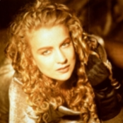 Lian Ross - List pictures