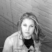 Sunny Sweeney - List pictures
